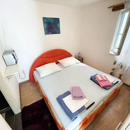 Cozy Seaside In Jadranovo, 24 Sqm, Ocean View 아파트