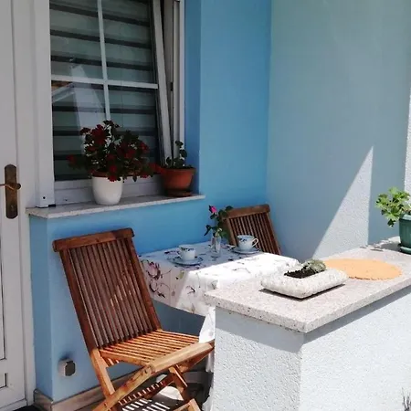 Cozy Seaside In Jadranovo, 24 Sqm, Ocean View Apartmán