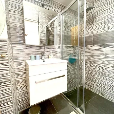 Lejlighed Cozy Seaside In Jadranovo, 24 Sqm, Ocean View