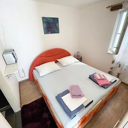 Cozy Seaside In Jadranovo, 24 Sqm, Ocean View Apartment *
